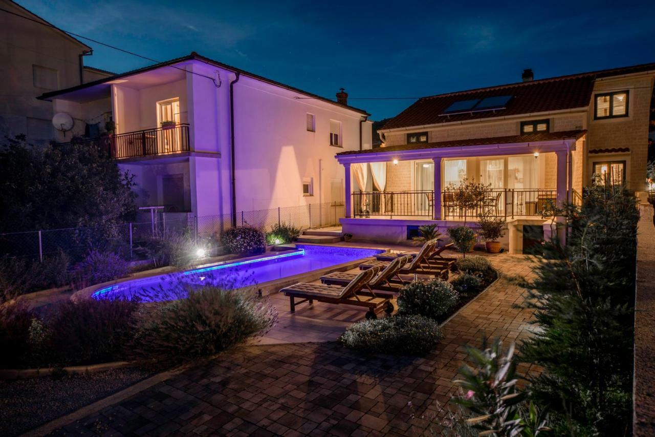Villa Bella Banjol Luaran gambar